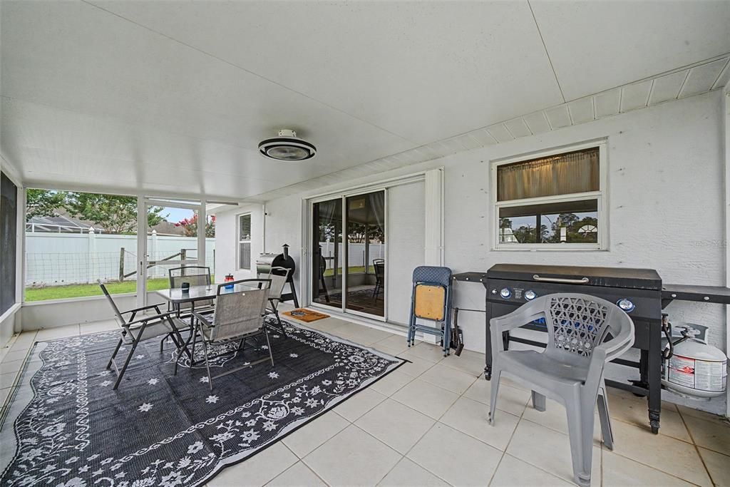 En Venta: $314,900 (3 camas, 2 baños, 1392 Pies cuadrados)