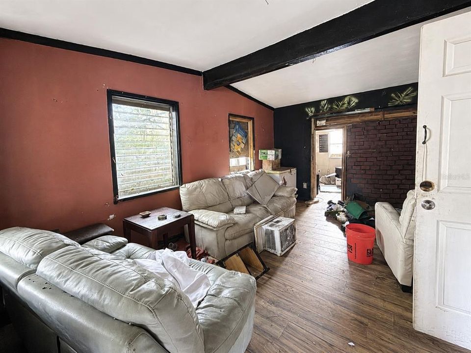 En Venta: $169,900 (2 camas, 2 baños, 1047 Pies cuadrados)