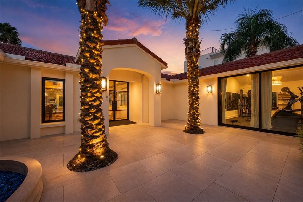 For Sale: $4,850,000 (4 beds, 4 baths, 2846 Square Feet)