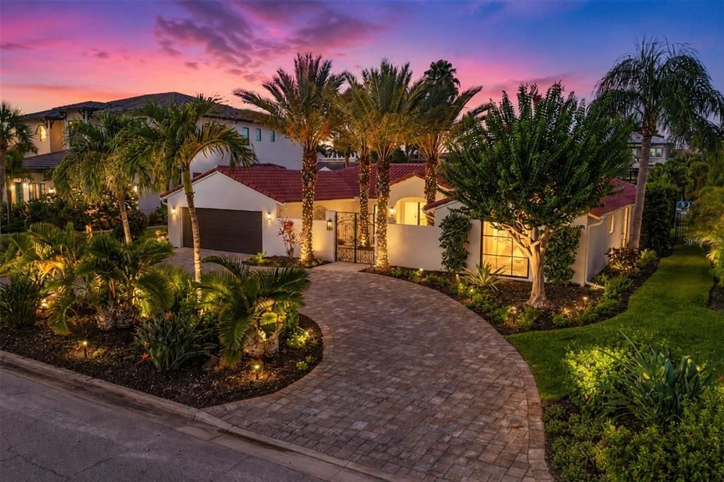 For Sale: $4,850,000 (4 beds, 4 baths, 2846 Square Feet)