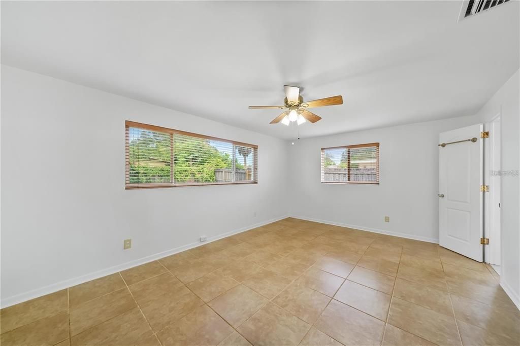 For Rent: $2,800 (3 beds, 2 baths, 1531 Square Feet)
