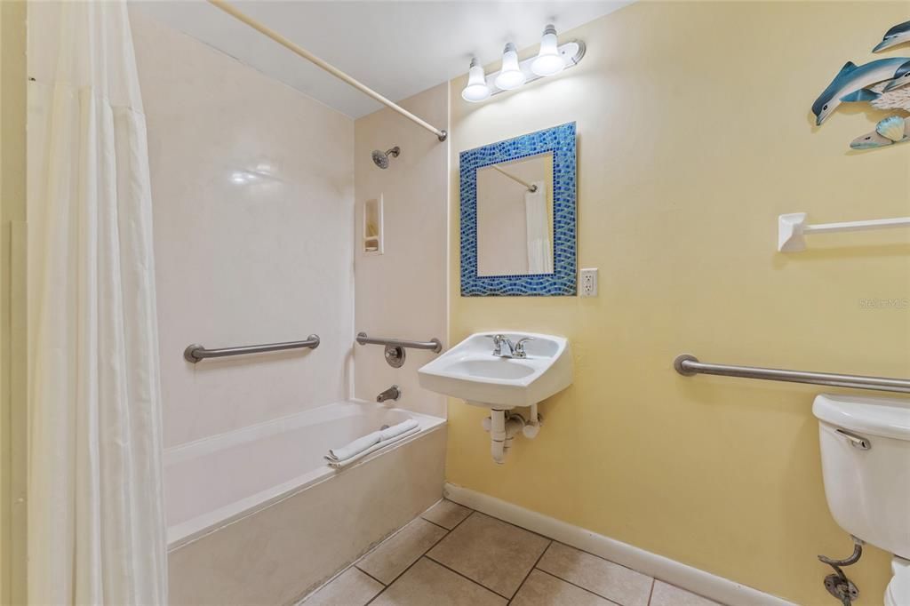 En Venta: $375,000 (1 camas, 1 baños, 751 Pies cuadrados)