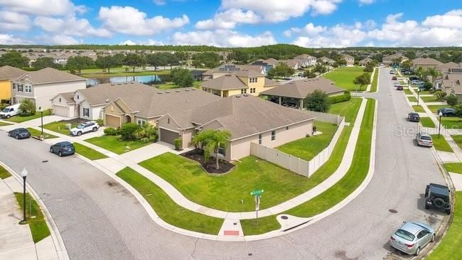 На продажу: $529,900 (3 спален, 2 ванн, 2462 Квадратных фут)