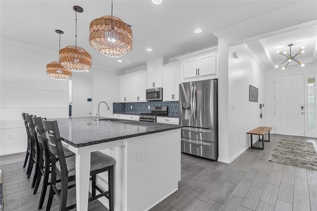 En Venta: $650,000 (4 camas, 4 baños, 2921 Pies cuadrados)