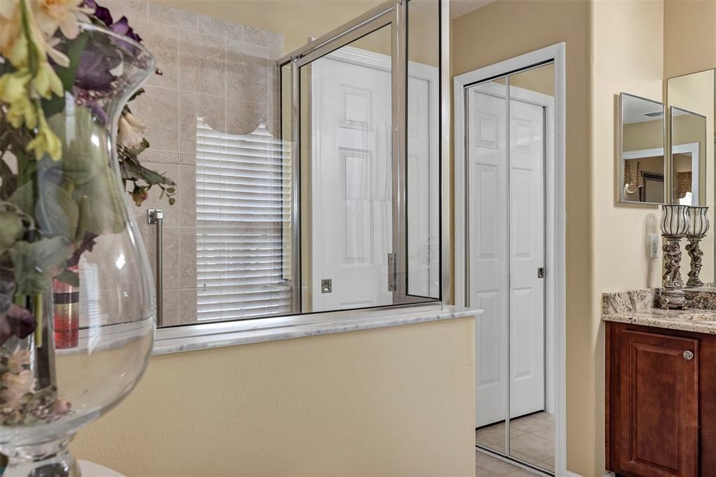 For Sale: $434,900 (3 beds, 2 baths, 2543 Square Feet)