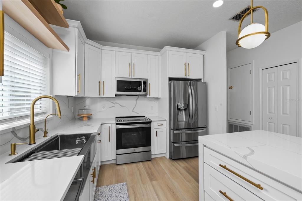 For Sale: $625,000 (4 beds, 2 baths, 1845 Square Feet)