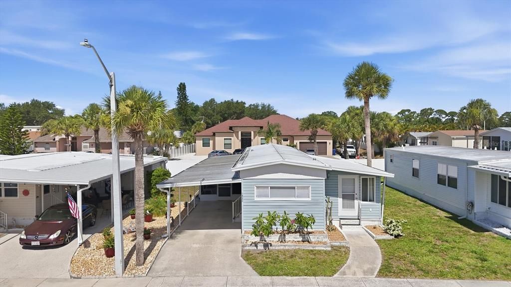 For Sale: $84,900 (2 beds, 1 baths, 684 Square Feet)
