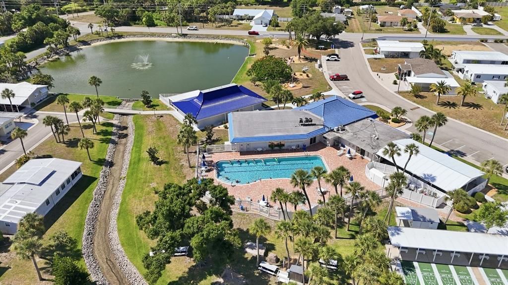 For Sale: $84,900 (2 beds, 1 baths, 684 Square Feet)
