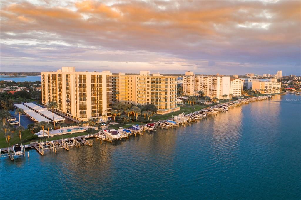 For Rent: $2,900 (2 beds, 2 baths, 1150 Square Feet)