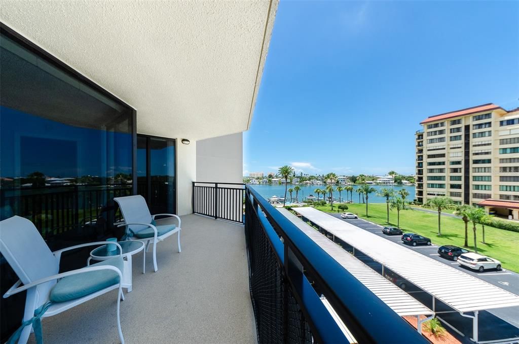 For Rent: $2,900 (2 beds, 2 baths, 1150 Square Feet)
