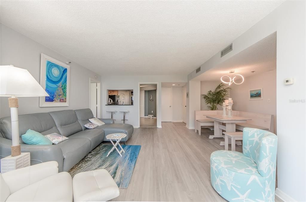 For Rent: $2,900 (2 beds, 2 baths, 1150 Square Feet)