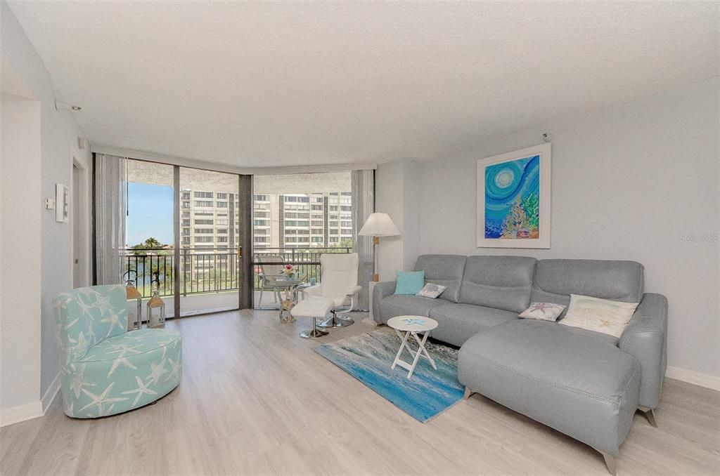 For Rent: $2,900 (2 beds, 2 baths, 1150 Square Feet)
