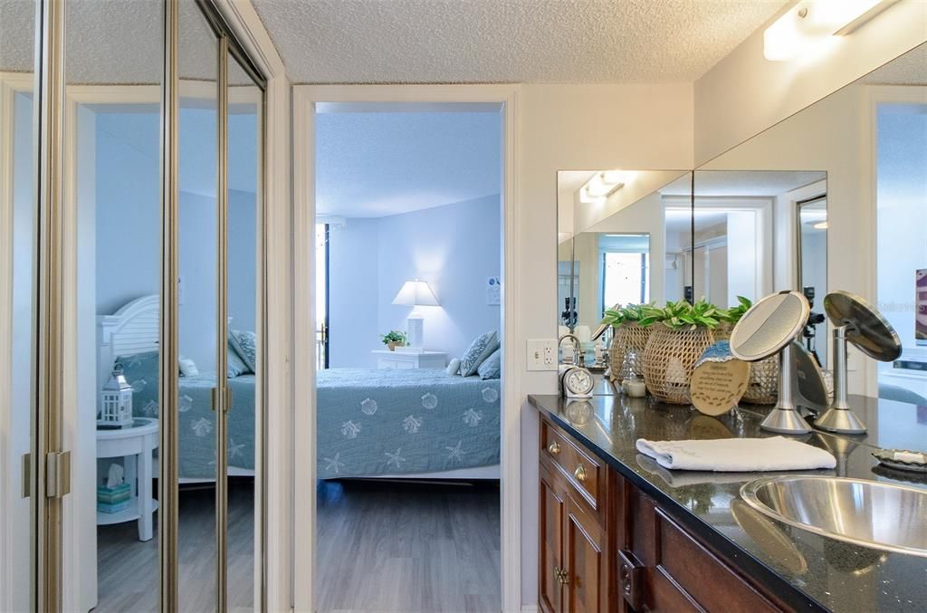 For Rent: $2,900 (2 beds, 2 baths, 1150 Square Feet)