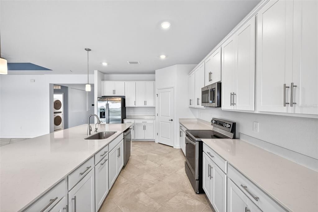 For Sale: $659,900 (4 beds, 3 baths, 2444 Square Feet)