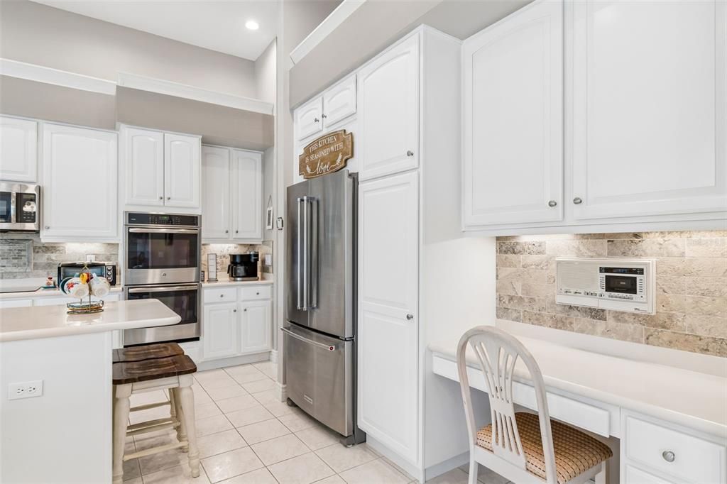 En Venta: $949,900 (4 camas, 3 baños, 3462 Pies cuadrados)