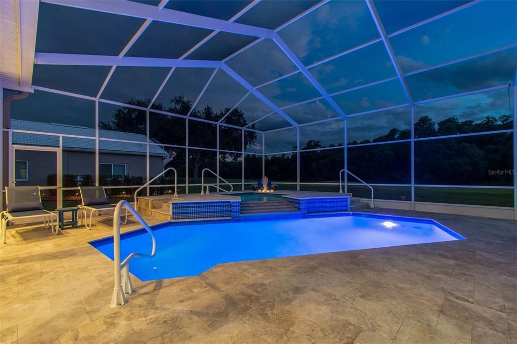 En Venta: $949,900 (4 camas, 3 baños, 3462 Pies cuadrados)