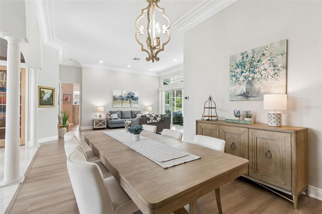 En Venta: $949,900 (4 camas, 3 baños, 3462 Pies cuadrados)
