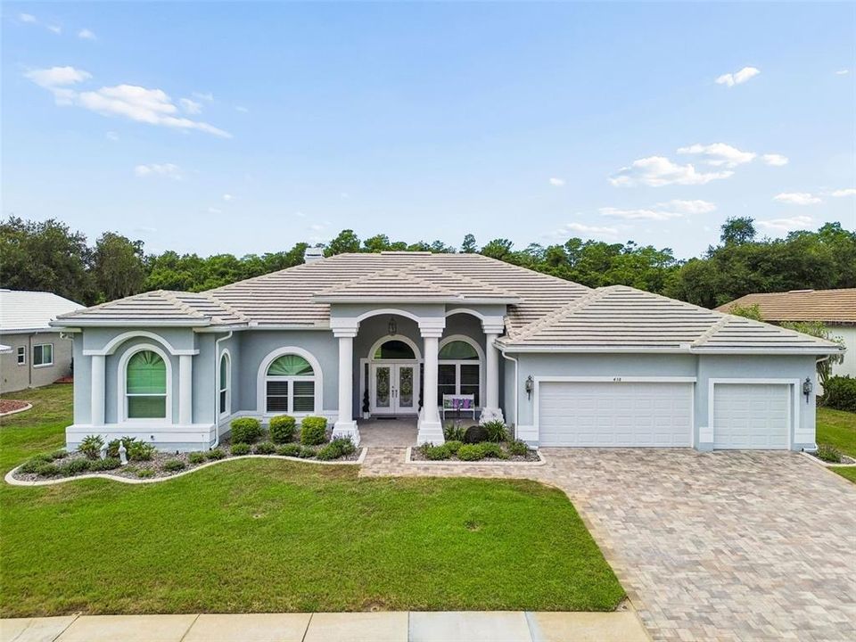 En Venta: $949,900 (4 camas, 3 baños, 3462 Pies cuadrados)