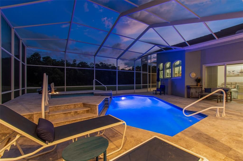 En Venta: $949,900 (4 camas, 3 baños, 3462 Pies cuadrados)