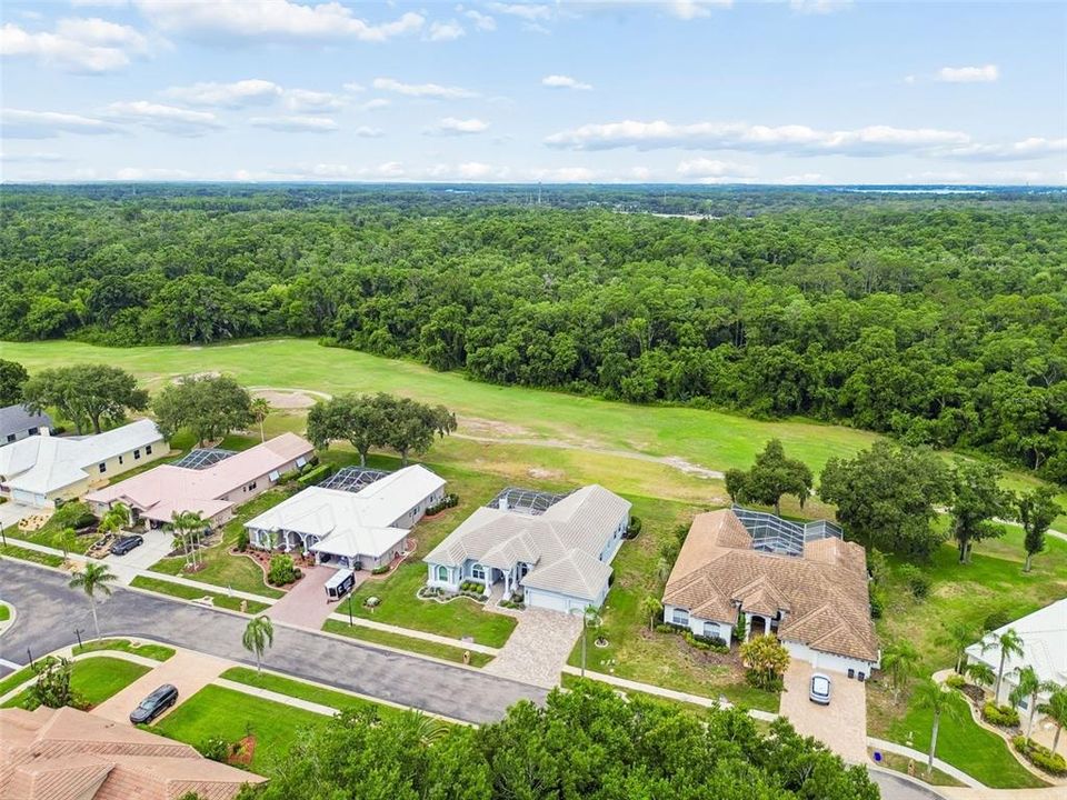 En Venta: $949,900 (4 camas, 3 baños, 3462 Pies cuadrados)