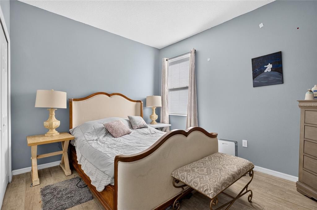 For Sale: $385,000 (3 beds, 2 baths, 2006 Square Feet)