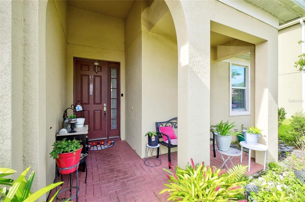 For Sale: $385,000 (3 beds, 2 baths, 2006 Square Feet)