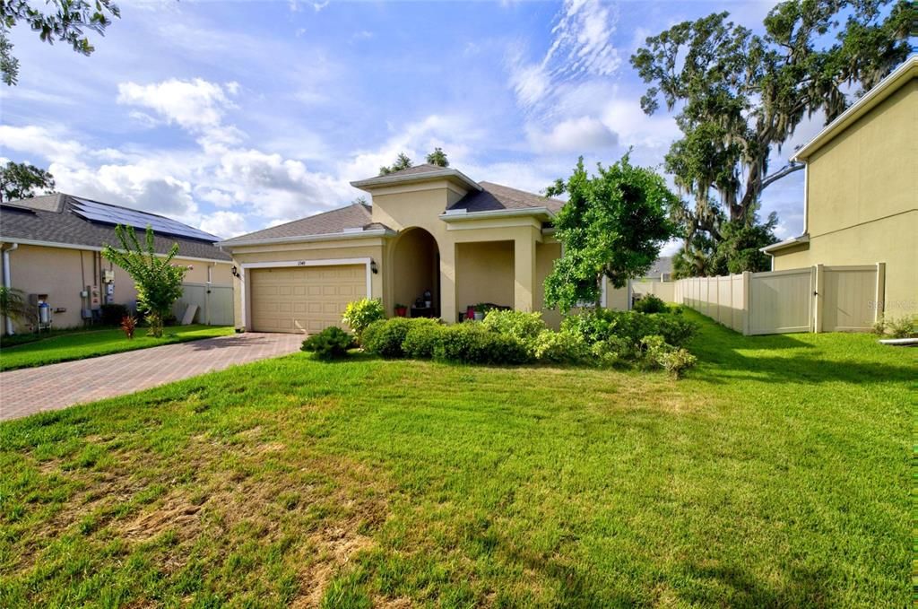 For Sale: $385,000 (3 beds, 2 baths, 2006 Square Feet)