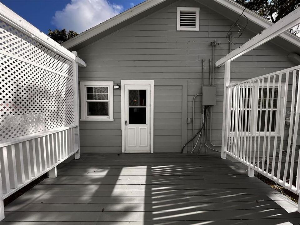For Rent: $2,900 (2 beds, 1 baths, 1106 Square Feet)