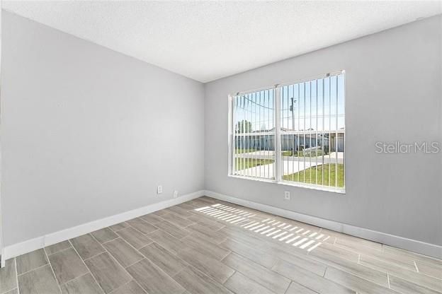В аренду: $1,850 (3 спален, 2 ванн, 1008 Квадратных фут)
