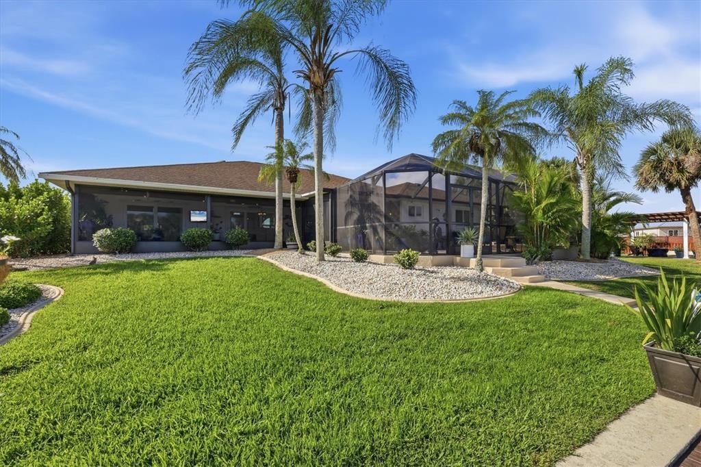 En Venta: $700,000 (3 camas, 2 baños, 1933 Pies cuadrados)