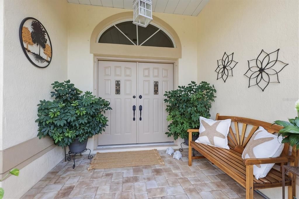 En Venta: $700,000 (3 camas, 2 baños, 1933 Pies cuadrados)