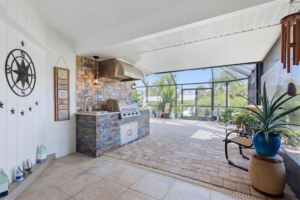 En Venta: $700,000 (3 camas, 2 baños, 1933 Pies cuadrados)