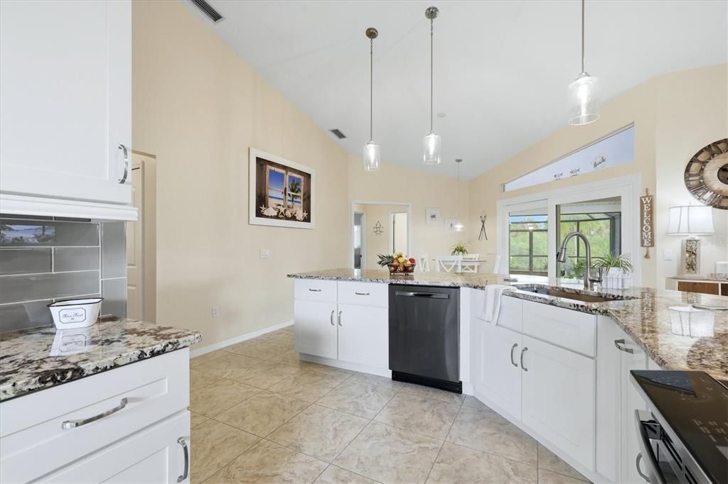 En Venta: $700,000 (3 camas, 2 baños, 1933 Pies cuadrados)