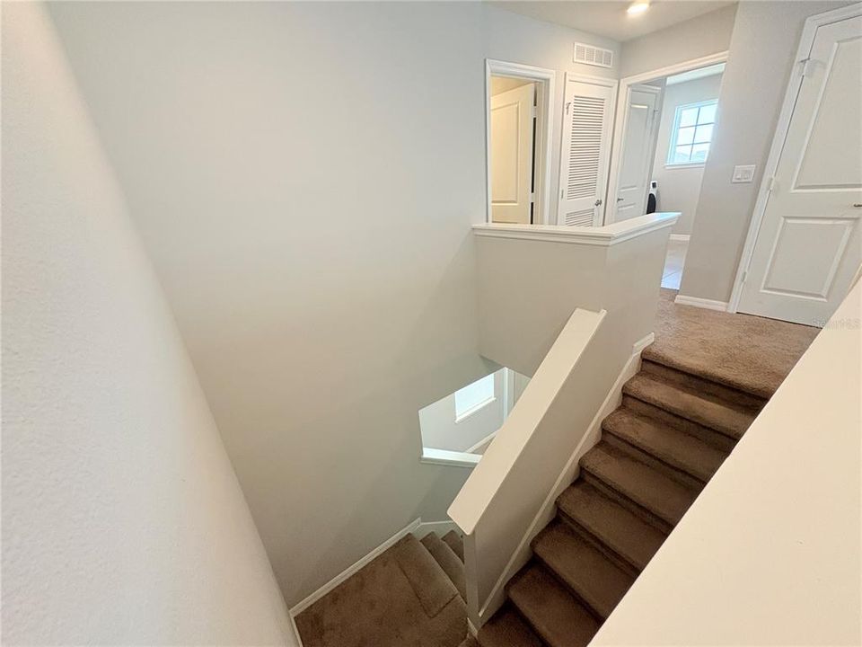 For Rent: $2,100 (3 beds, 3 baths, 2456 Square Feet)
