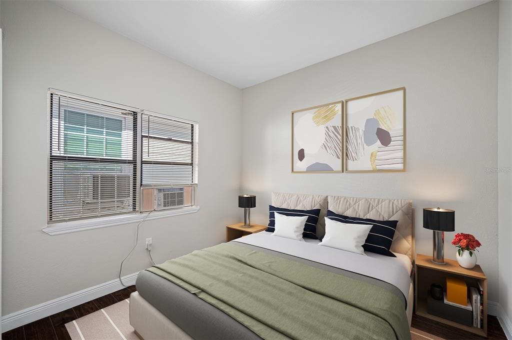 For Sale: $339,000 (3 beds, 1 baths, 902 Square Feet)