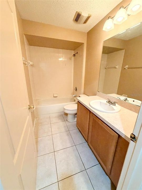 В аренду: $2,695 (4 спален, 3 ванн, 2480 Квадратных фут)