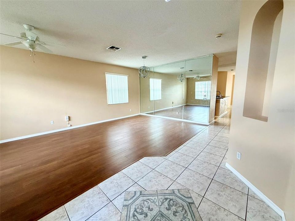 В аренду: $2,695 (4 спален, 3 ванн, 2480 Квадратных фут)
