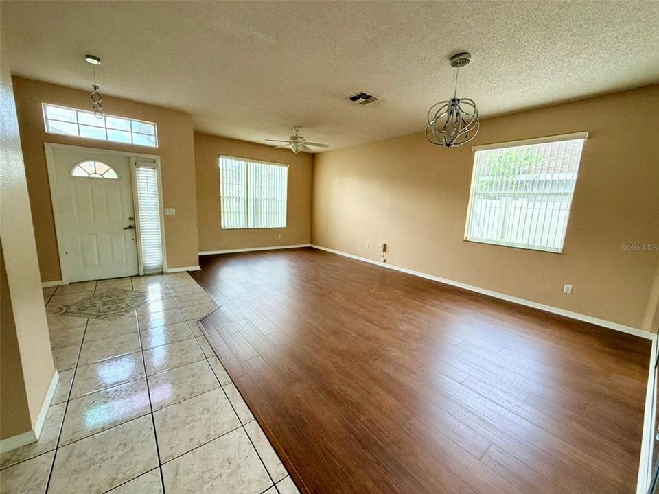 В аренду: $2,695 (4 спален, 3 ванн, 2480 Квадратных фут)
