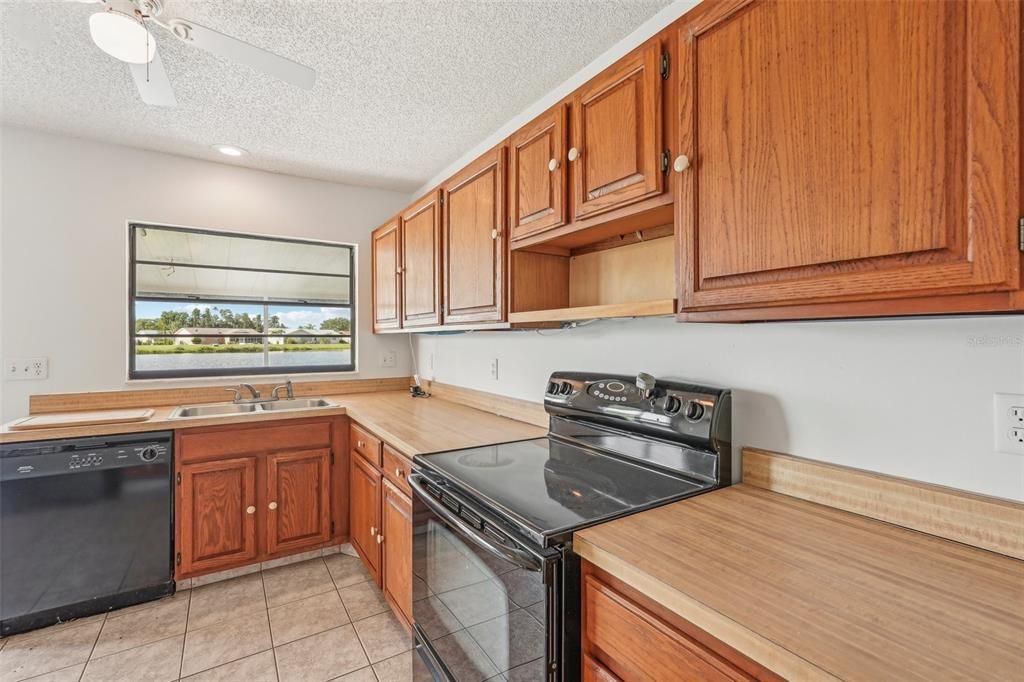 En Venta: $209,900 (2 camas, 2 baños, 1289 Pies cuadrados)