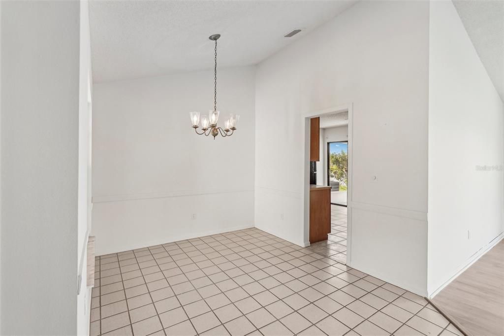 En Venta: $209,900 (2 camas, 2 baños, 1289 Pies cuadrados)