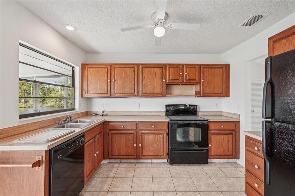 En Venta: $209,900 (2 camas, 2 baños, 1289 Pies cuadrados)