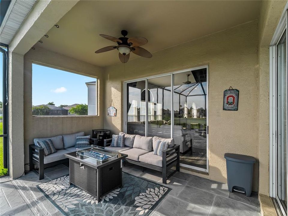 For Sale: $459,000 (4 beds, 2 baths, 2066 Square Feet)