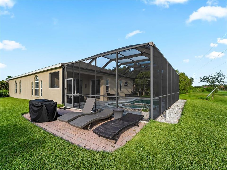 For Sale: $459,000 (4 beds, 2 baths, 2066 Square Feet)