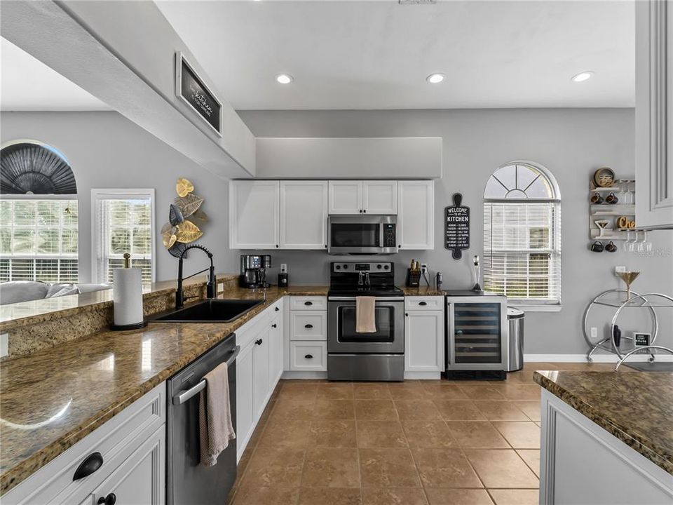 For Sale: $459,000 (4 beds, 2 baths, 2066 Square Feet)