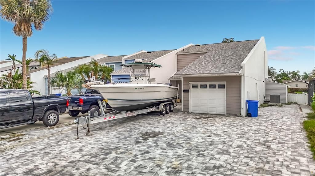 For Sale: $649,000 (3 beds, 2 baths, 1727 Square Feet)