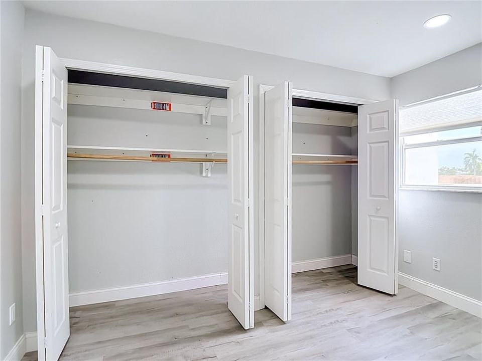 For Sale: $649,000 (3 beds, 2 baths, 1727 Square Feet)