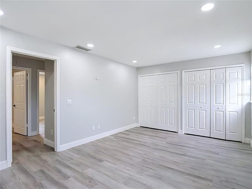 For Sale: $649,000 (3 beds, 2 baths, 1727 Square Feet)