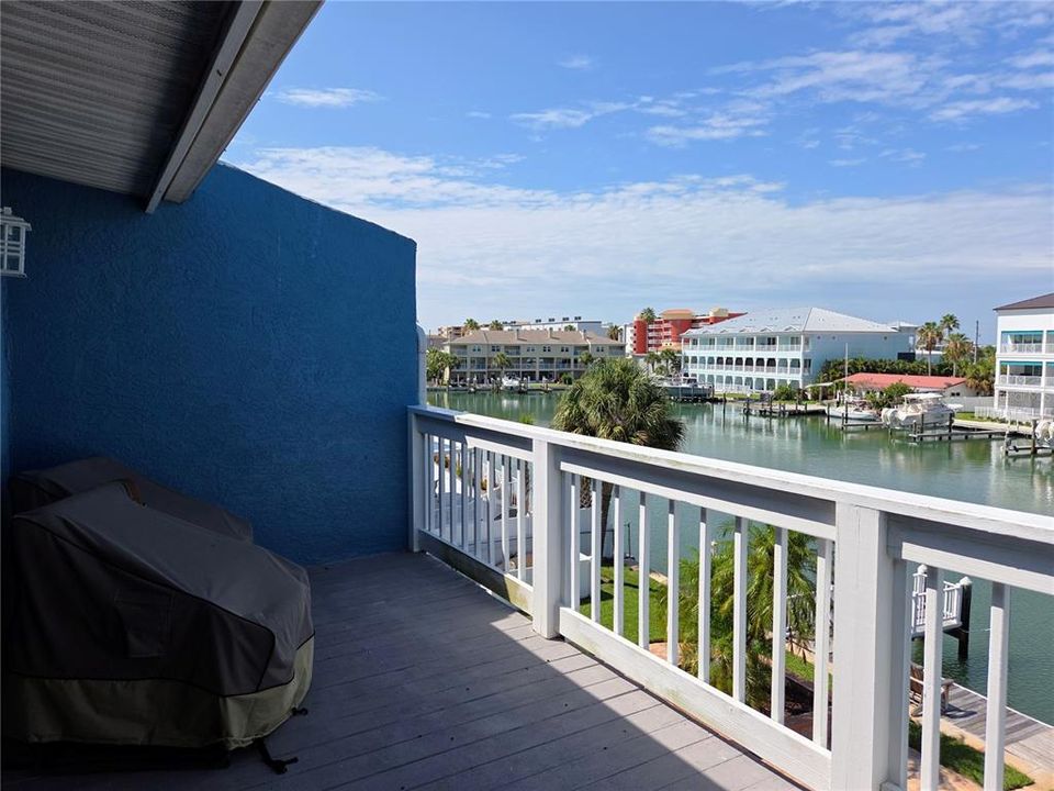 В аренду: $3,300 (2 спален, 2 ванн, 1640 Квадратных фут)