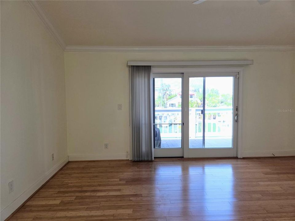 В аренду: $3,300 (2 спален, 2 ванн, 1640 Квадратных фут)