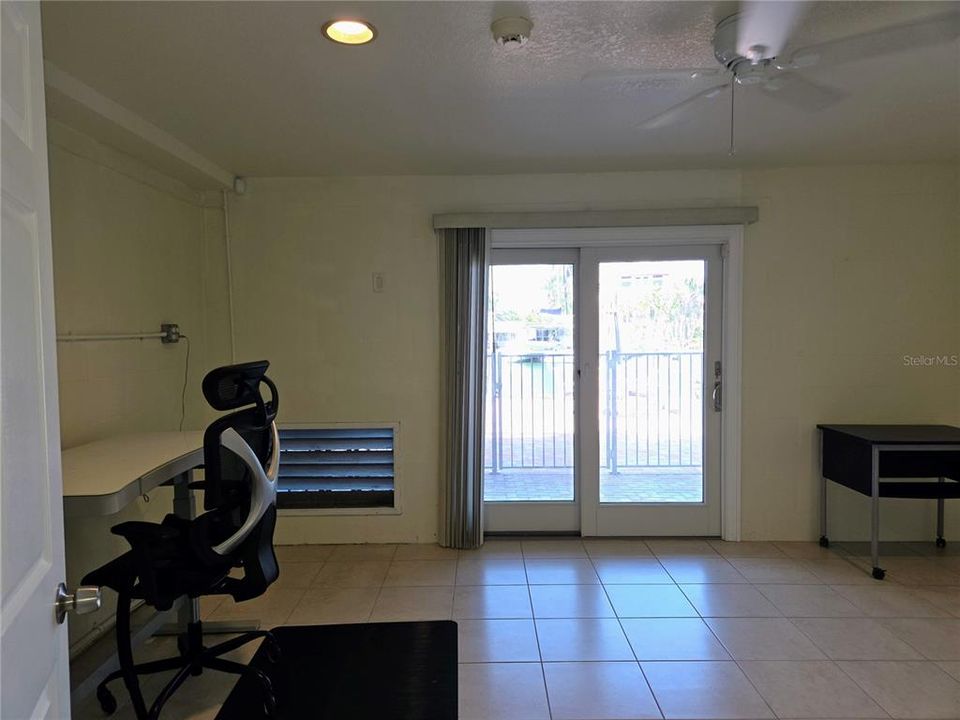 В аренду: $3,300 (2 спален, 2 ванн, 1640 Квадратных фут)